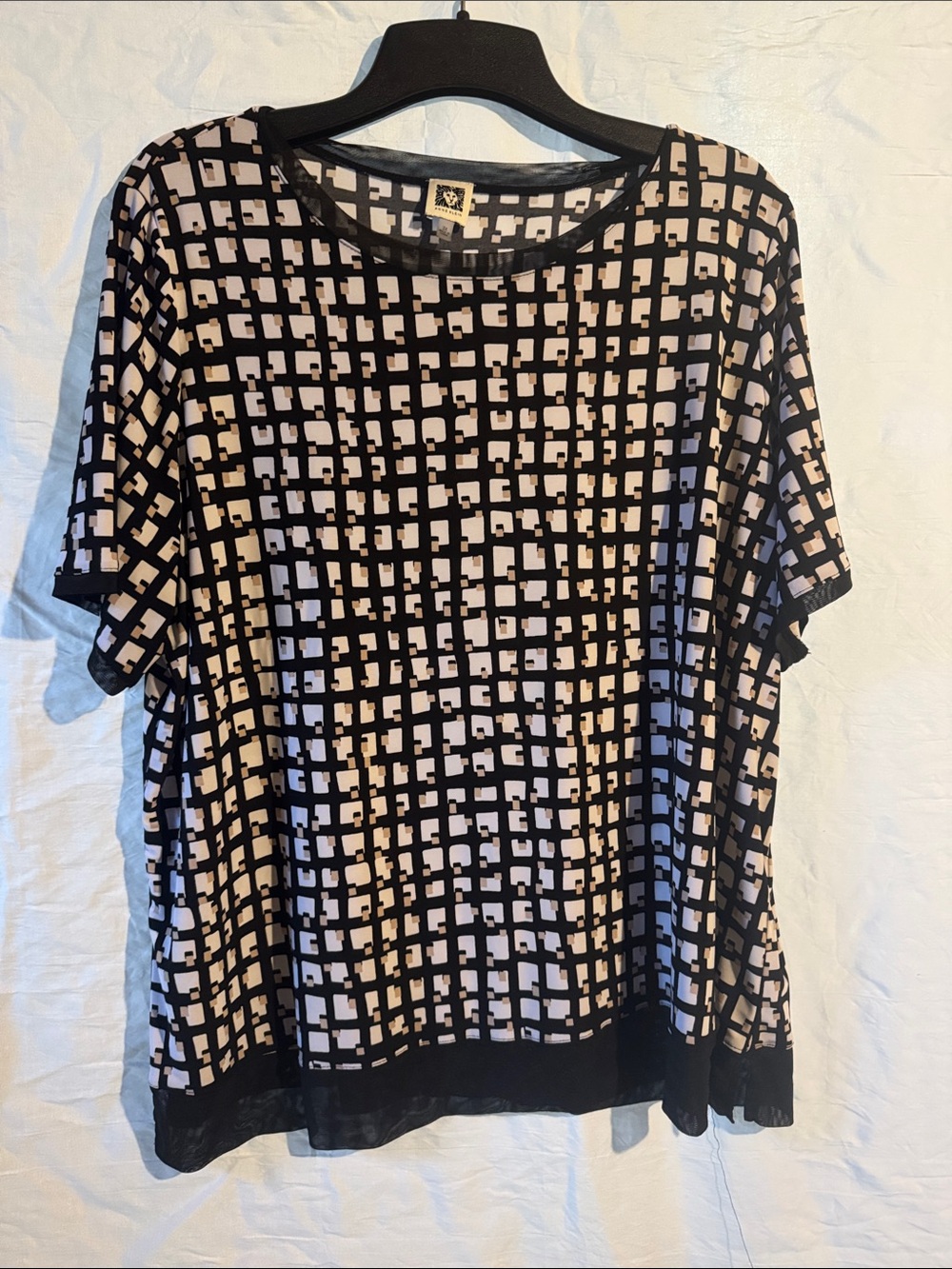 Anne Klein Black and Cream Geometric Short Sleeve Top